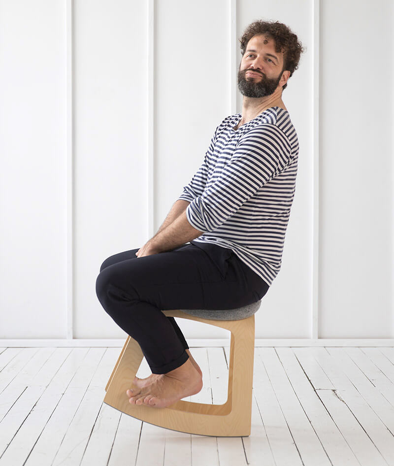 Move It With the Muista Rocking Desk Stool